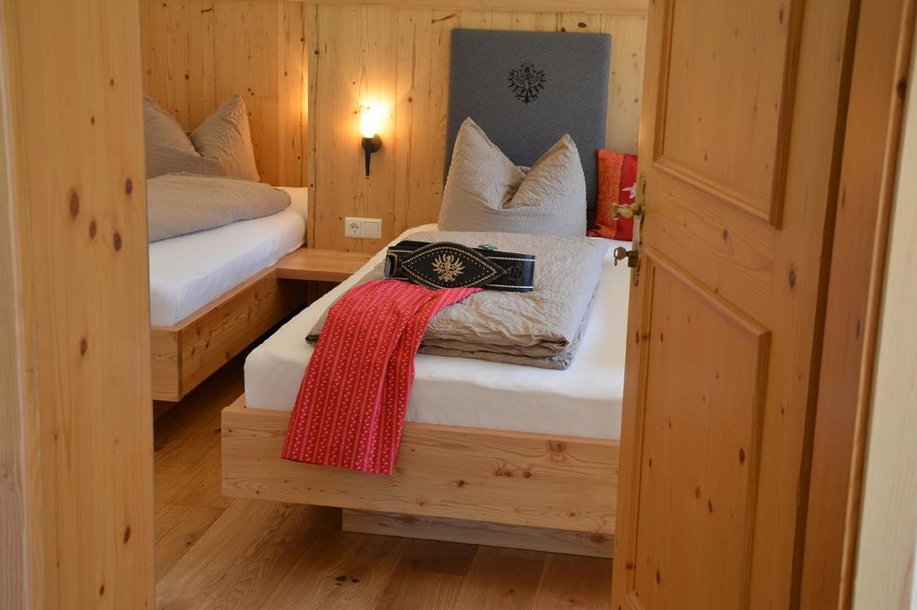 Untersillerhof Villa Neustift im Stubaital Room photo